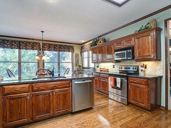 3rd image of 8006 W 153rd Ter