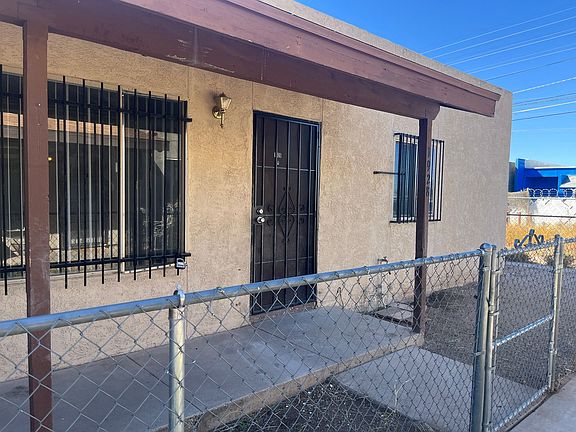 2nd image of 1926-1932 S Montezuma Ave #Monetzuma1928