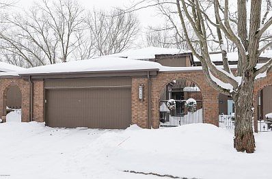 4163 Lake Terrace Dr-101