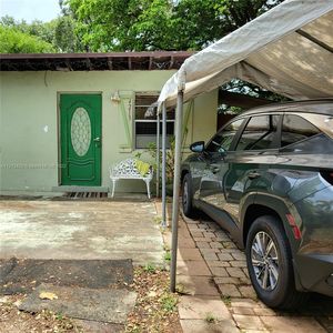 (Undisclosed Address), Davie, FL, 33314