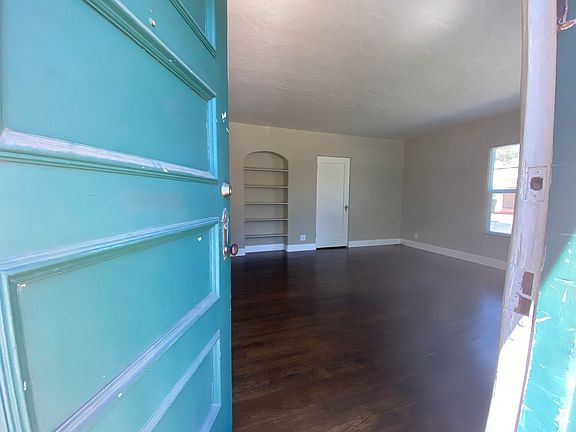 5th image of 810 W Willow St #1345-A8714