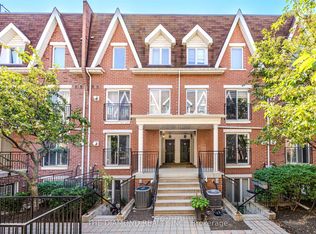 16 Laidlaw St #912, Toronto, ON M6K1X2