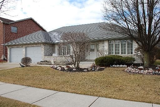 1st image of 14868 Landings Ln