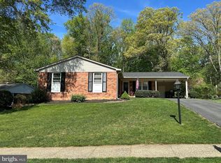 6961 Conservation Dr, Springfield, VA 22153