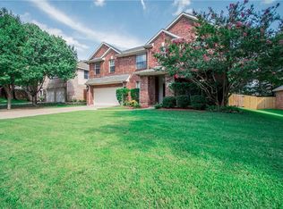 2204 Forest Park Cir, Mansfield, TX 76063