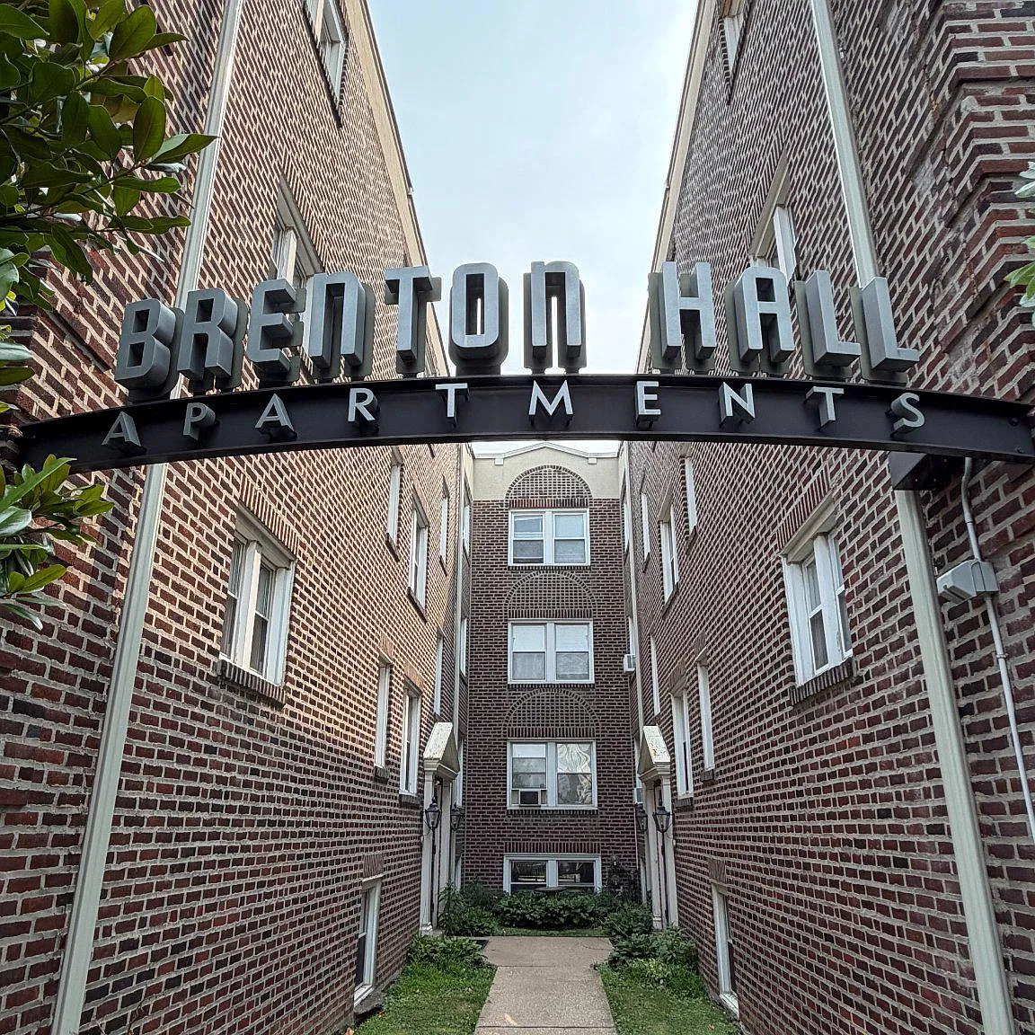1 bed, 1.0 bath, 800 sqft, $1,275 — Photo 3