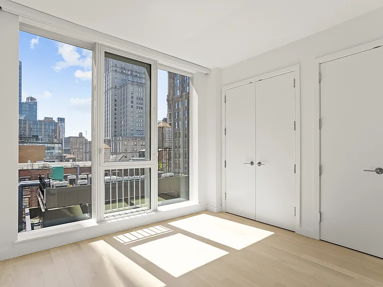 241 5th Ave #16B — Photo 9