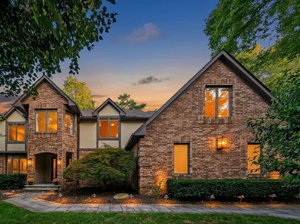 8117 Linden Leaf Cir, Columbus, OH 43235
