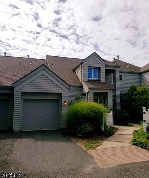 19 Windsor Ct BLDG 13 #19 — Crystal Springs Golf Club