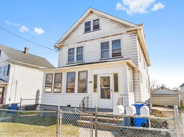 196 Strawberry Hill Ave, Woodbridge, NJ 07095