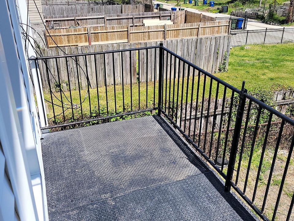 1st image of 2501 Brookfield Ave #1