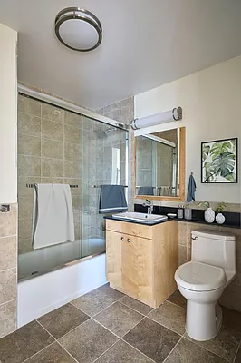 Rented by Compass | media 20