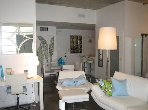 4th image of 1000 West Ave Penthouse 21