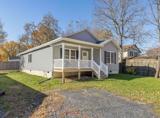1104 Gardner St, Waynesboro, VA 22980