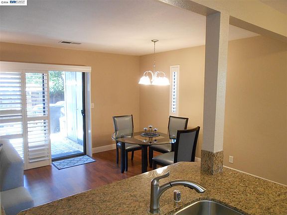 4th image of 5656 Sonoma Dr