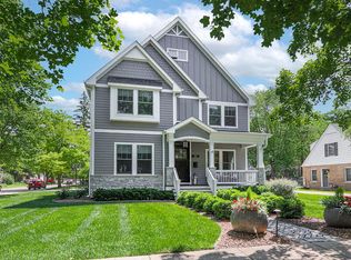 406 S Columbia St, Naperville, IL