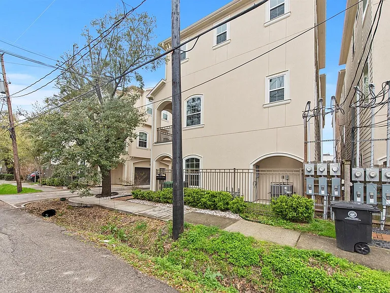 5637 Kiam St #B — Photo 36