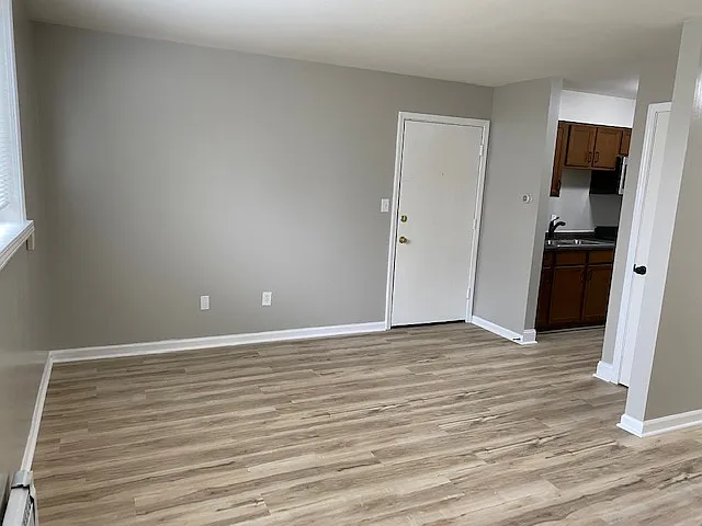 54 College Ave #1-2 — Photo 7