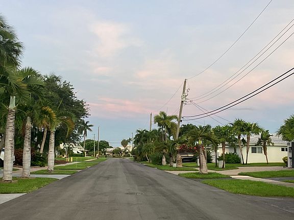 5th image of 1149nw30th St