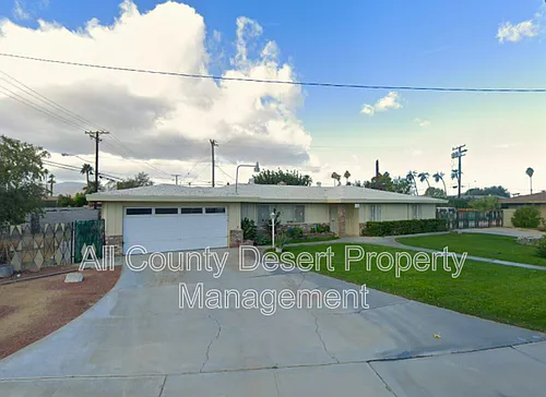 81867 Lancer Way Photo 1