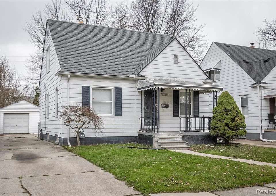 20220 Kenosha St
