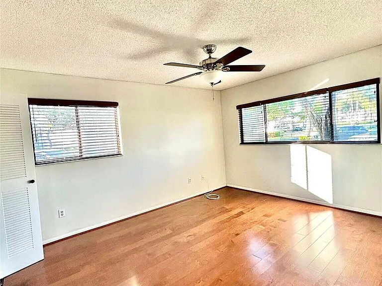 10429 E Clairmont Cir #108 — Photo 6