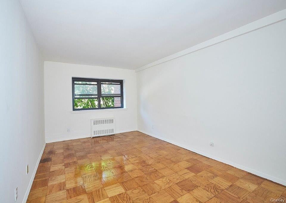 1st image of 18 Lake St #6KSS