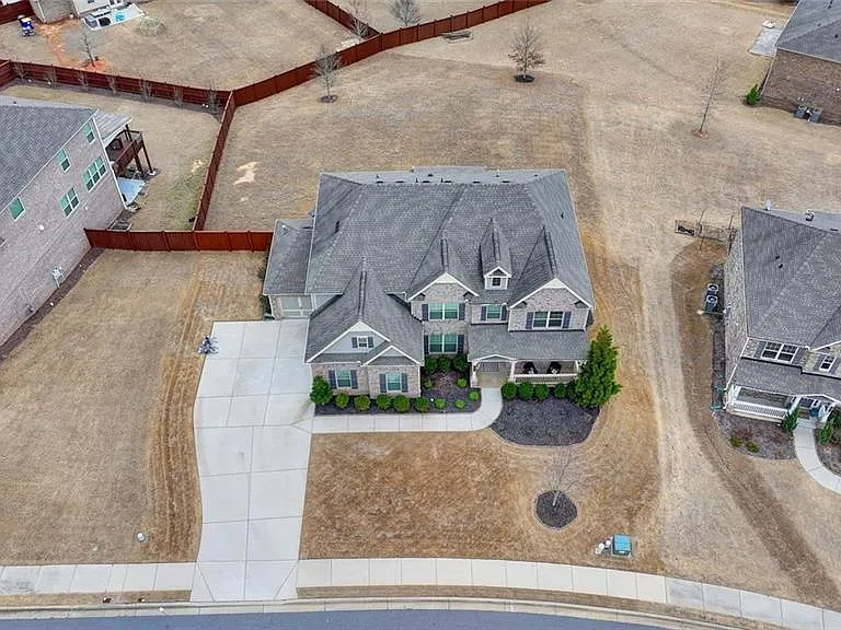 5525 Nesmith Ct — Photo 42