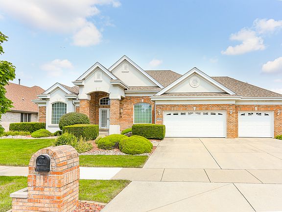 2nd image of 10808 Deer Point Dr