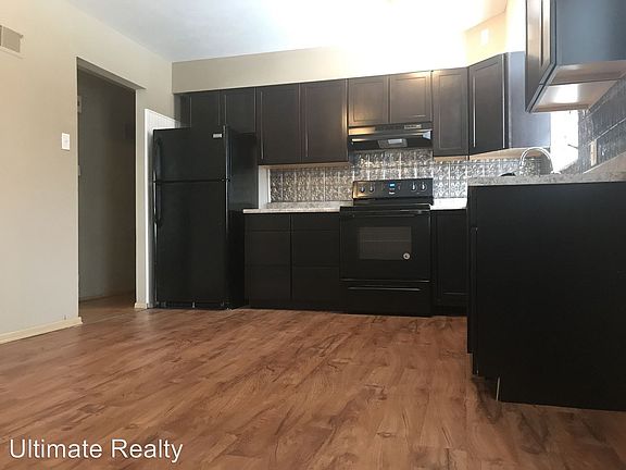 5th image of 731 Mary Jo Ln