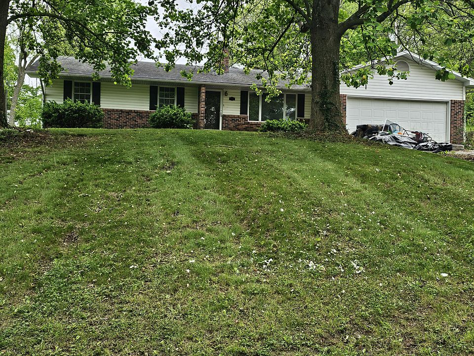 1st image of 492 W South Street