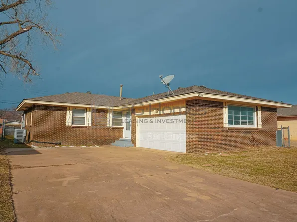2017 N Keeton Ave, Bethany, OK 73008