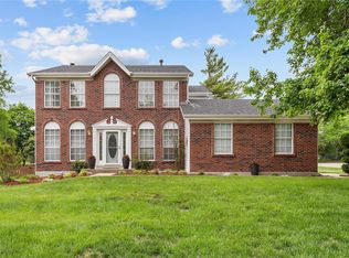 3885 Kentucky Derby Dr, Florissant, MO