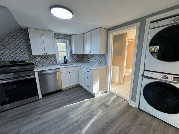 141 Willow Grove Ave FLOOR 2