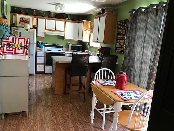 3rd image of 602 Jaime Lynn Ct
