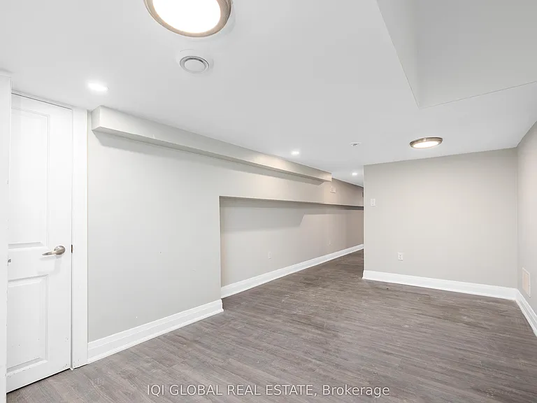 142 Grace St #BASEMENT — Photo 9