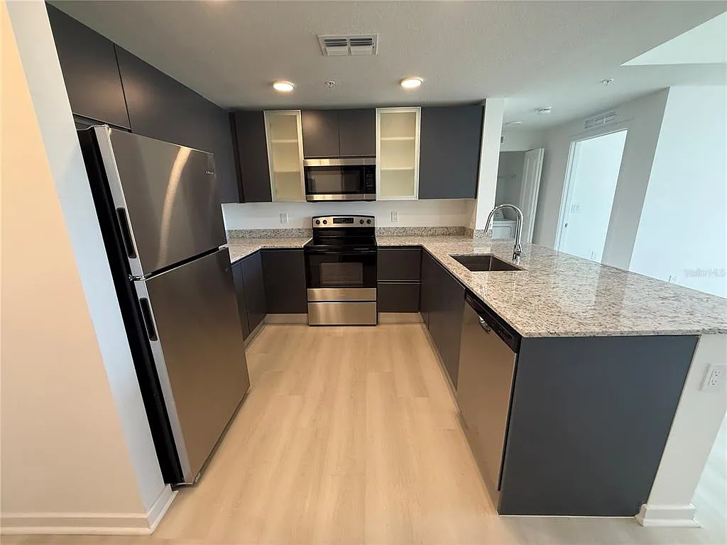 Building Photo - 5579 Millenia Park Blvd #410
