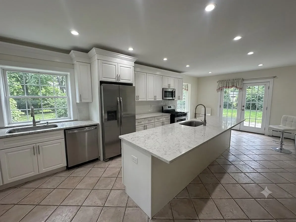 Hewlett Neck Rd, Woodmere — Photo 4
