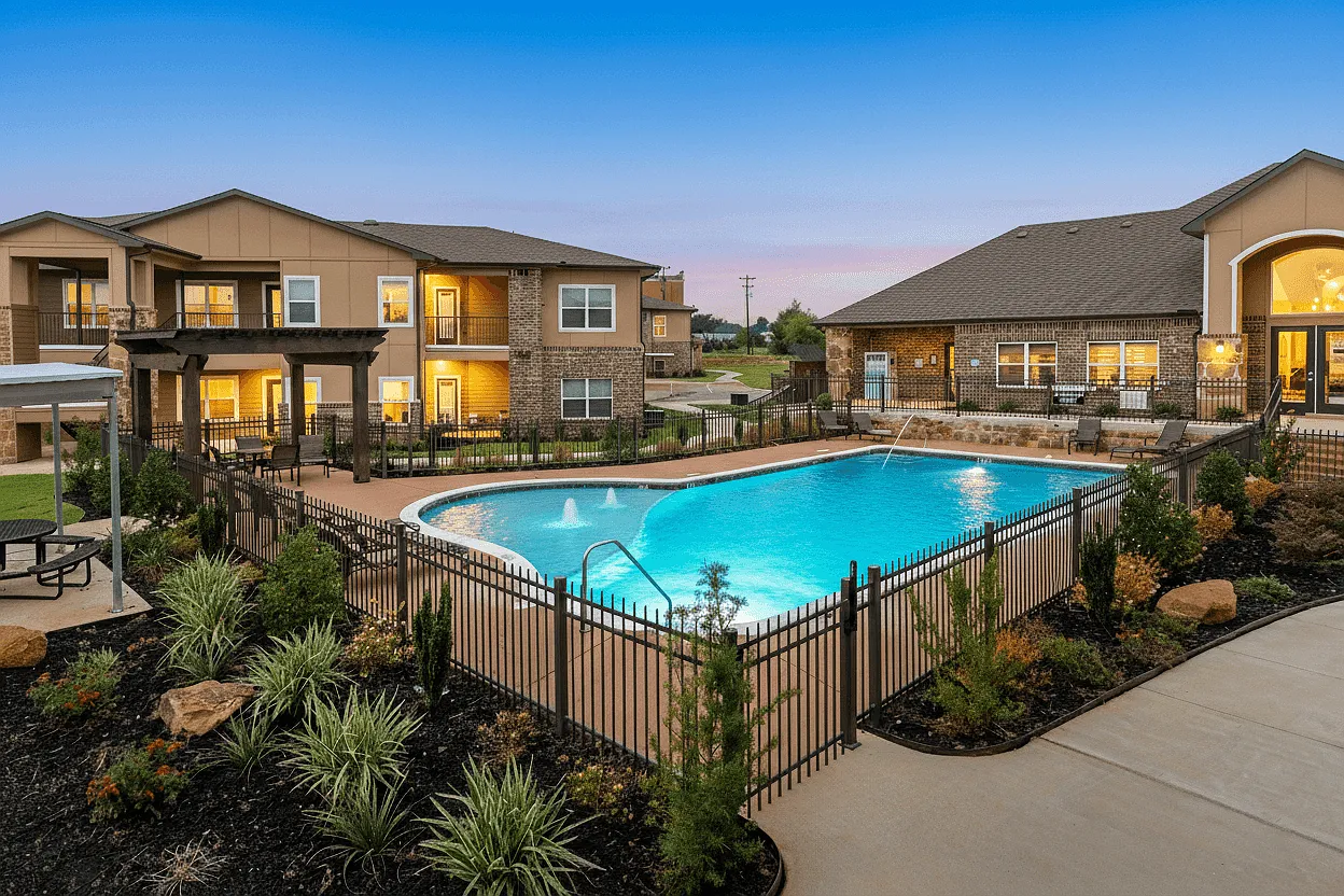 Willow Creek Apartments — Photo 1