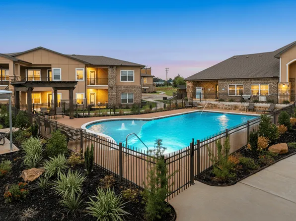 Willow Creek Apartments