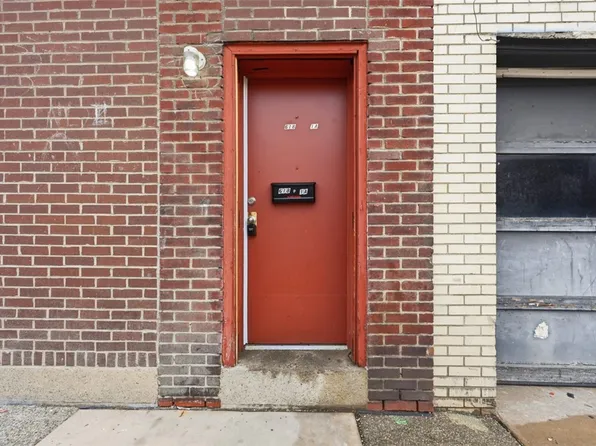 618 Broadway Ave, Mc Kees Rocks, PA 15136