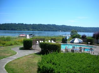 4214 W Lake Sammamish Pkwy NE APT 302, Redmond, WA 98052