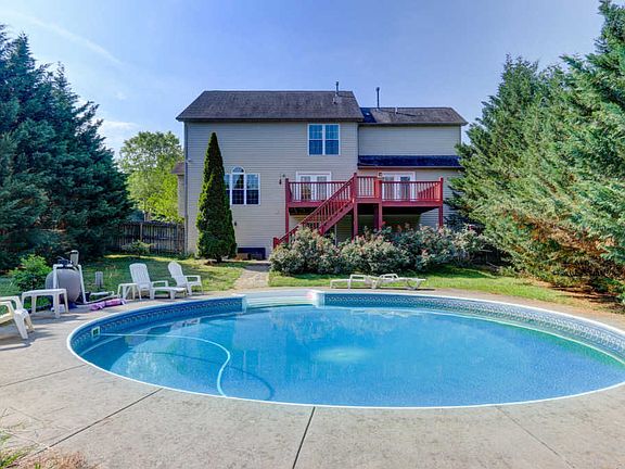 4th image of 1122 Heatherfield Ln
