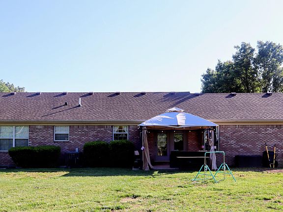 2nd image of 584 Ashley Ct