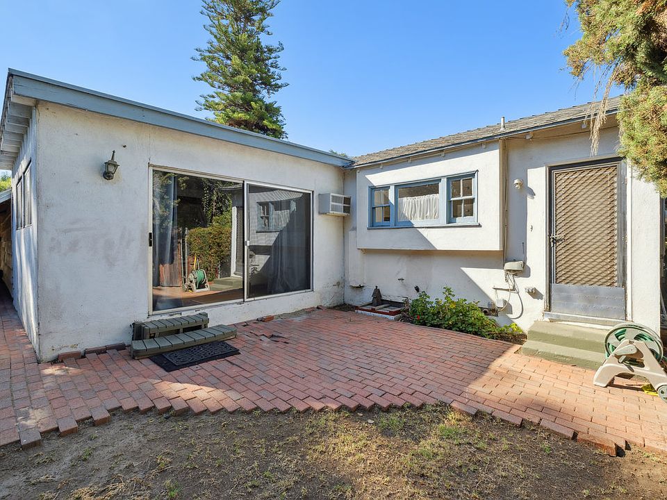 1st image of 23265 Leonora Dr