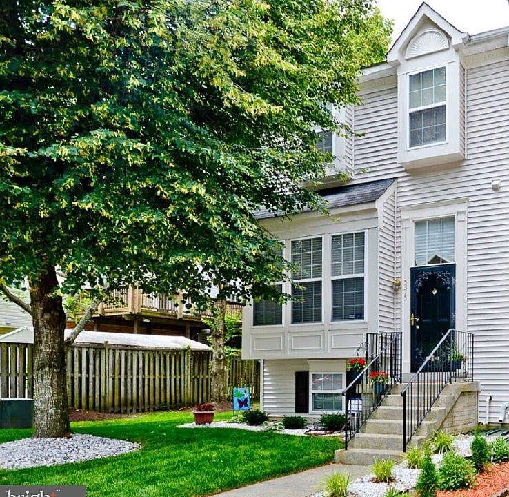 1st image of 5315 Eleanor Brooke Way