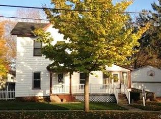 518 N Canal Rd, Eaton Rapids, MI 48827