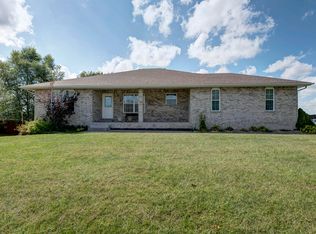 261 S Prairie Ln, Marshfield, MO 65706