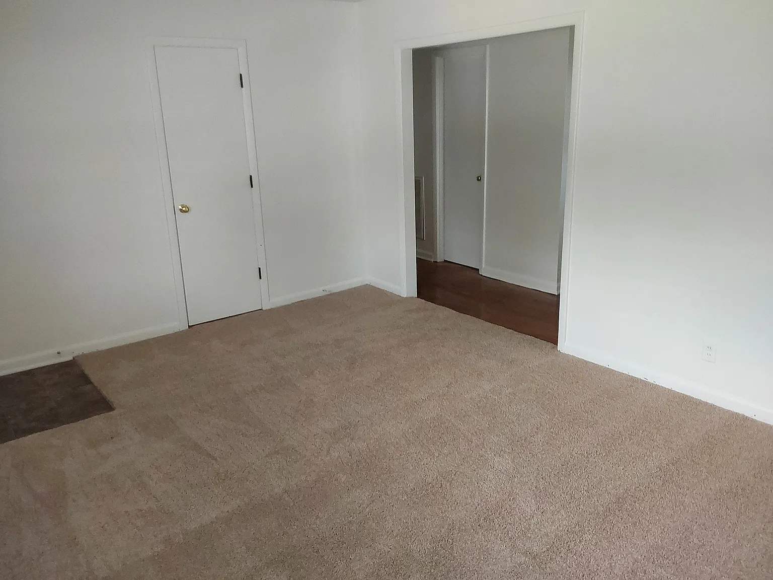 2 bed, 856 sqft, $950 — Photo 4