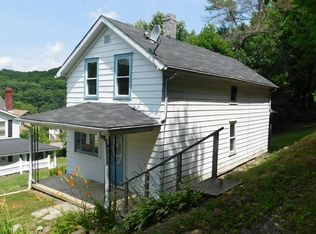 109 Eagle St, Parker, PA 16049